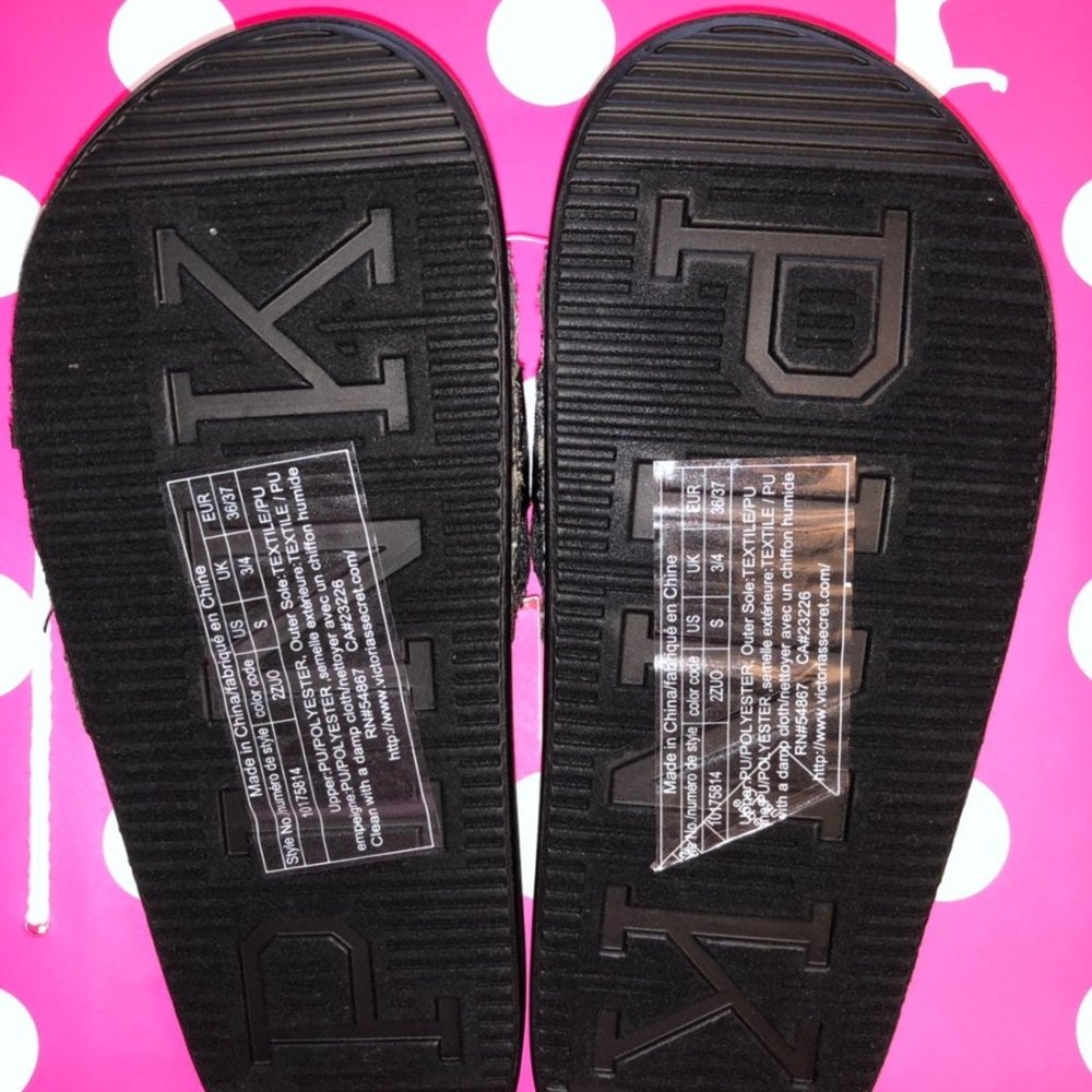 Victoria’s Secret Pink Adjustable Strap Slide - Picture 2 of 4